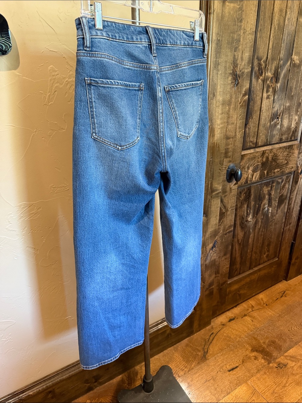 Quince Women's Bella Relaxed Straight Leg Jeans in Atlantic Blue Wash - Picture 6 of 7